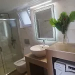 Giannis House 2 Minutes Walk To The Peroulia *