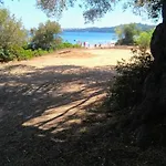 Giannis House 2 Minutes Walk To The Peroulia * Κόμποι