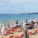 Giannis House 2 Minutes Walk To The Peroulia * Κόμποι