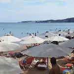 Giannis House 2 Minutes Walk To The Peroulia Κόμποι