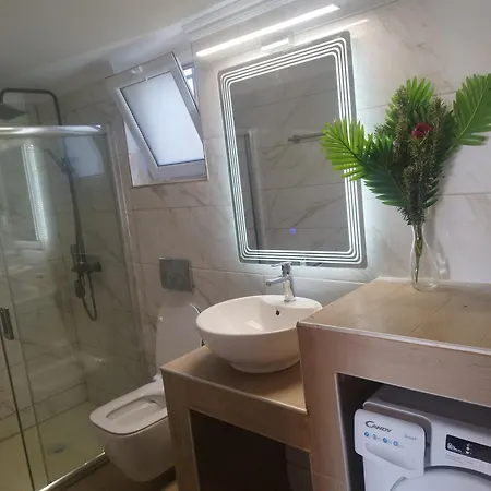 Giannis House 2 Minutes Walk To The Peroulia *